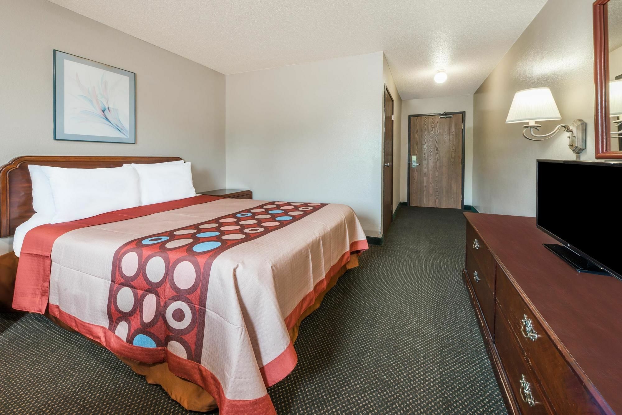 Super 8 By Wyndham Bridgeton/Arpt/St Louis Area Hotel Exterior photo